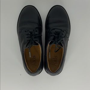 Authentic leather kids dress shoes, almost new!